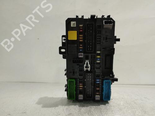 Used Fuse box Fuse box OPEL ASTRA H Estate (A04) 1.7 CDTI (L35) (101 hp) 35727892 35727892