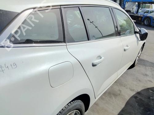 right-rear-door-renault-megane-iv-grandtour-k9amn_-2016-36408358 main image