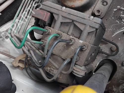 Used ABS pump ABS pump RENAULT MASTER II Bus (JD) 2.5 dCi 120 (JD0M, JD1M, JD1W) (115 hp) 36474520 36474520