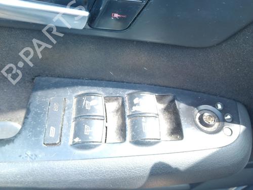 Used Left front window switch Left front window switch AUDI A4 B6 (8E2) 1.9 TDI (130 hp) 36477863 36477863