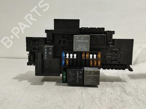 Used Fuse box Fuse box 37178826 37178826