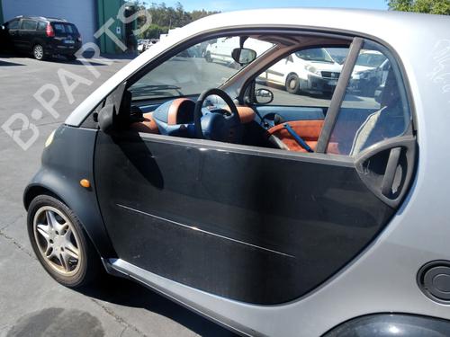 Porte avant gauche Porte avant gauche SMART FORTWO Coupe (450) 0.8 CDI (450.300, 450.301, 450.302, 450.303, 450.306) (41 hp) 36477904 36477904