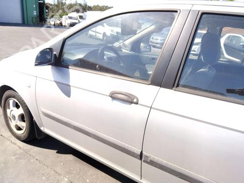 Used Left front door Left front door HYUNDAI GETZ (TB) 1.1 (63 hp) 36477932 36477932