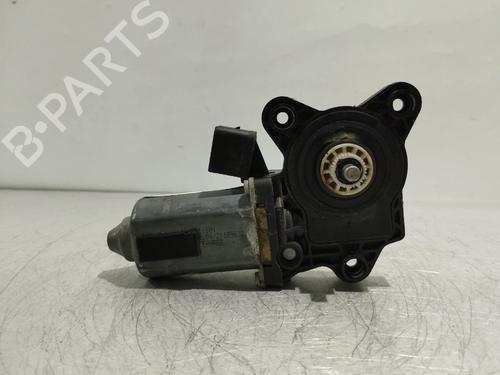 Used Right front window motor Right front window motor MERCEDES-BENZ S-CLASS (W220, V220) S 320 CDI (220.026, 220.126) (197 hp) 36537816 36537816