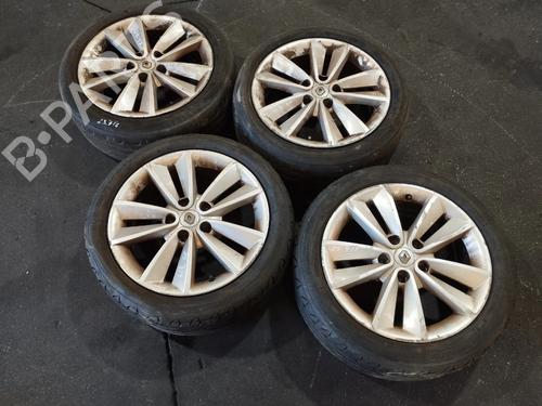 other-renault-megane-iii-coupe-dz01_-2008-2009-2010-2011-2012-2013-2014-2015-2016-36639831 main image