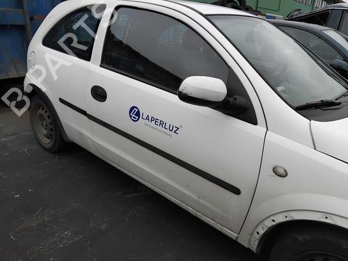 Used Right front door Right front door OPEL CORSA C (X01) 1.3 CDTI (F08, F68) (70 hp) 36644011 36644011