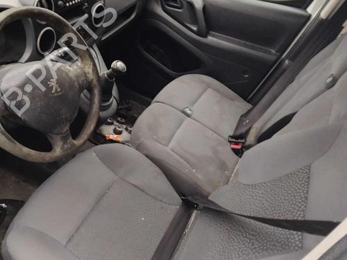 Used Seats set Seats set PEUGEOT PARTNER Platform/Chassis 1.6 HDi (90 hp) 36644017 36644017