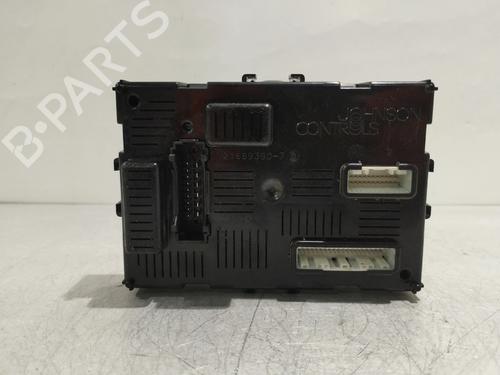 Used Fuse box Fuse box 36644038 36644038