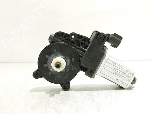 Motor do elevador de vidro frente direito Motor do elevador de vidro frente direito FORD RANGER (TKE) 3.2 TDCi 4x4 (200 hp) 36676568 36676568