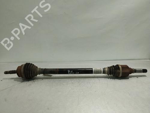 Used Right front driveshaft Right front driveshaft CITROËN C4 CACTUS 1.2 VTi 82 (82 hp) 36703923 36703923