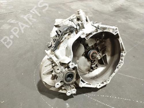 gearbox-opel-insignia-b-grand-sport-z18-2017-32861984 main image