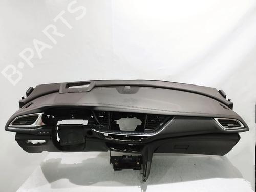 other-opel-insignia-b-grand-sport-z18-2017-32861981 main image