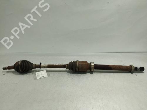 right-front-driveshaft-renault-clio-iv-bh_-2012-2013-2014-2015-2016-2017-2018-2019-2020-2021-37000525 main image