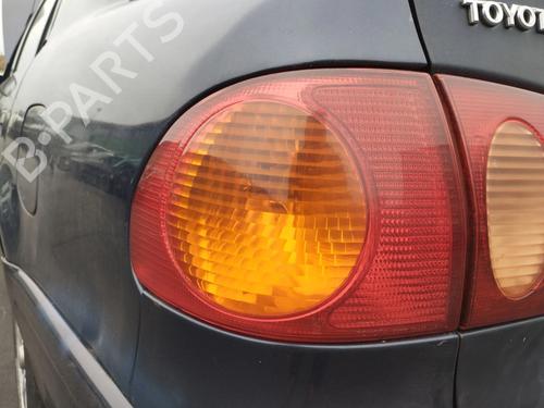 Venstre Baklys Venstre Baklys TOYOTA COROLLA (_E11_) 1.4 16V (ZZE111_, ZZE111R) (97 hp) 37000575 37000575