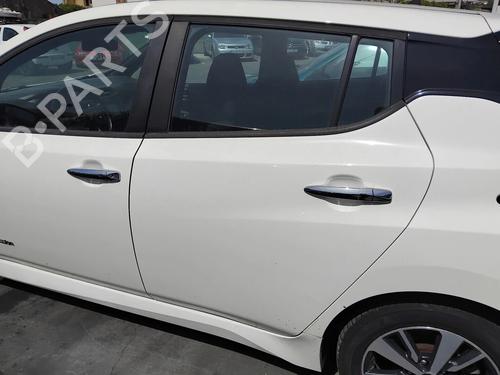 Used Left rear door Left rear door 37090829 37090829
