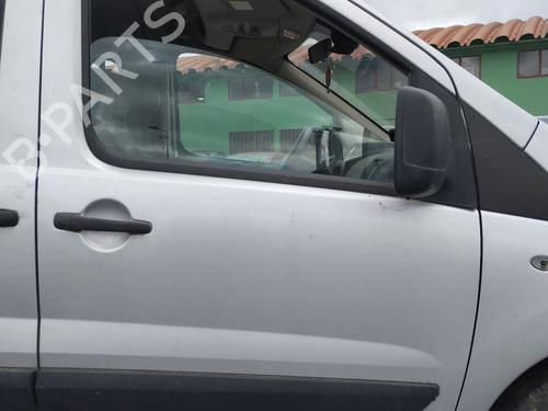 Used Right front door Right front door 37091323 37091323