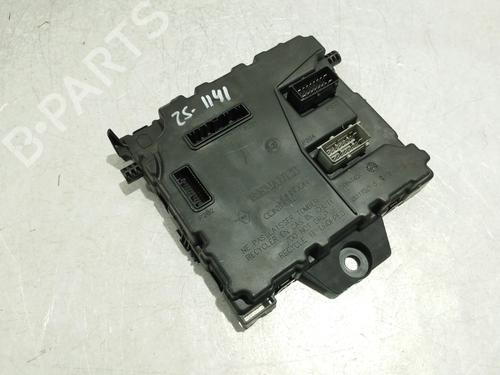 Used Fuse box Fuse box 37155538 37155538