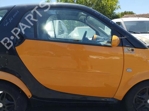 right-front-door-smart-city-coupe-450-1998-1999-2000-2001-2002-2003-2004-37295543 main image