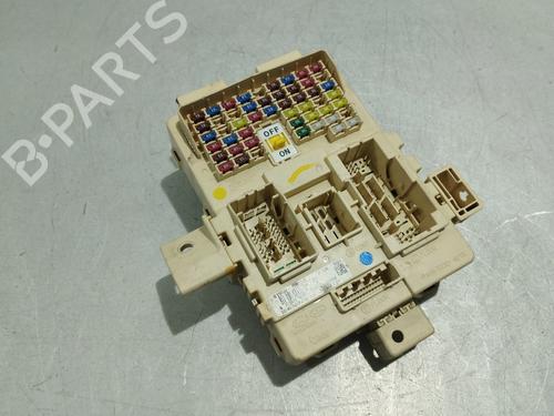 Used Fuse box Fuse box 37438503 37438503