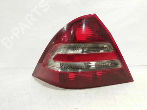 Used Left taillight Left taillight 16675849 16675849