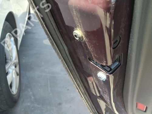 rear-left-lock-audi-a6-c5-4b2-4b4-1997-1998-1999-2000-2001-2002-2003-2004-2005-37509453 main image