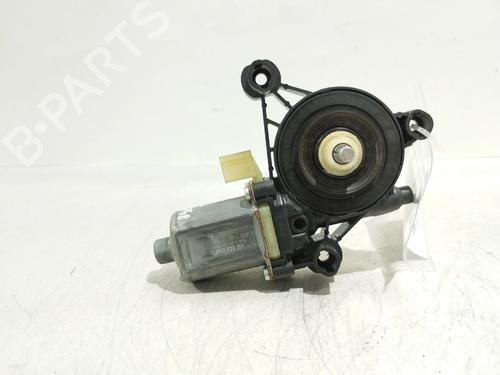 Used Left front window motor Left front window motor 37517804 37517804