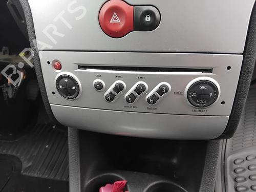 Used Radio Radio 37536217 37536217