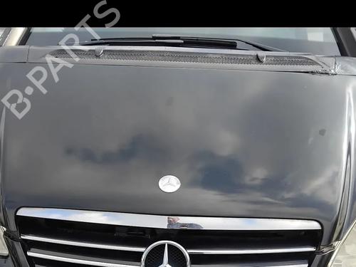 Used Hood Hood 37606496 37606496