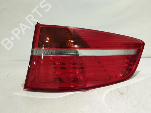 Used Right taillight Right taillight 16745304 16745304