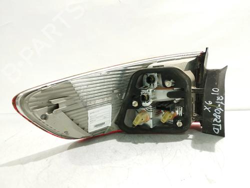 Right taillight BMW X6 (E71, E72) xDrive 35 d | BP16745304C35 - Image 2