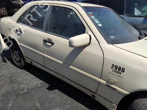 Used Right front door Right front door 37720932 37720932