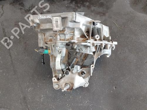 gearbox-renault-clio-v-b7_-2019-37724438 main image