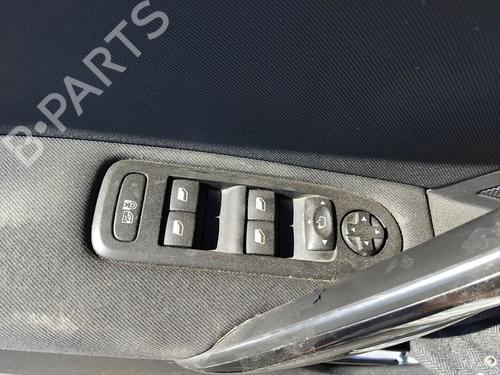 Used Left front window switch Left front window switch 38021170 38021170