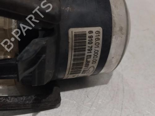 Left front fog light BMW 3 (E90) 320 d | BP38038199C30 - Image 3