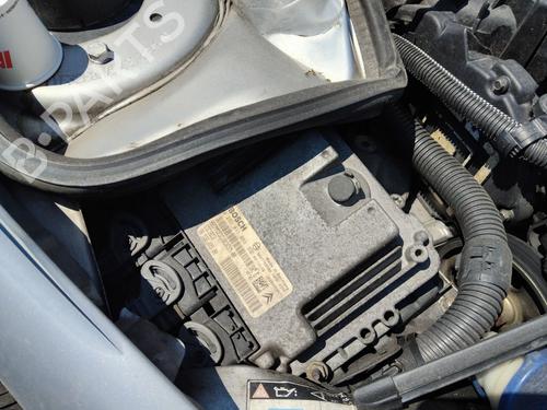 engine-control-unit-ecu-peugeot-206-sw-2ek-2002-38038606 main image