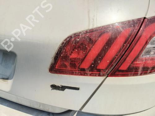 Used Right tailgate light Right tailgate light 38049121 38049121