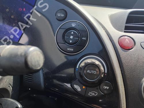 Used Climate control Climate control 38067124 38067124