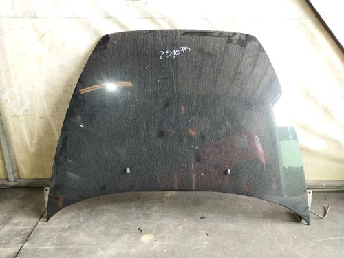 hood-volvo-v50-545-2003-2004-2005-2006-2007-2008-2009-2010-2011-2012-33873900 main image