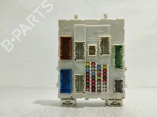 Used Fuse box Fuse box 38086639 38086639