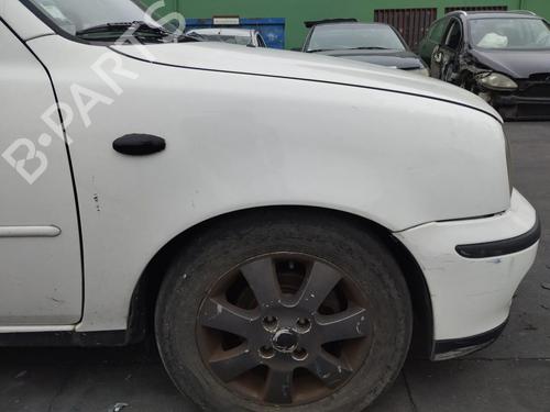 Used Right front fenders Right front fenders 38323984 38323984