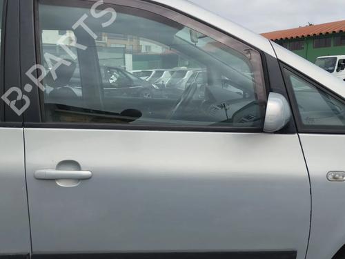 Used Right front door Right front door 38444907 38444907