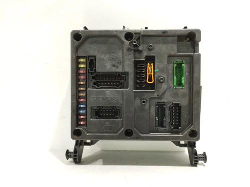 Used Fuse box Fuse box 38649286 38649286