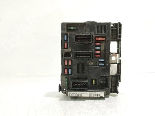 Used Fuse box Fuse box 37875214 37875214