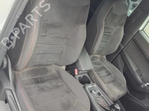 Used Seats set Seats set 38784038 38784038