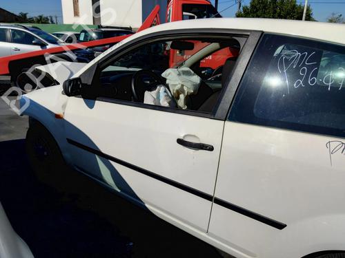 Used Left front door Left front door 38913135 38913135