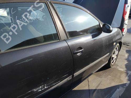 Used Right front door Right front door 39144506 39144506