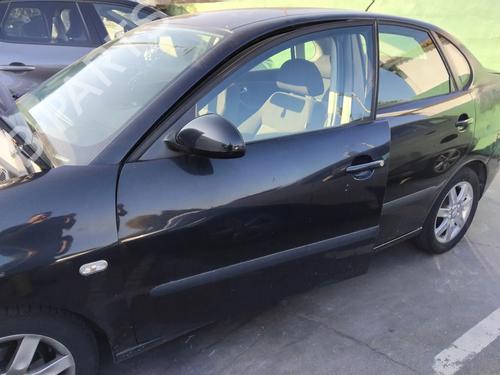 Used Left front door Left front door 39144507 39144507