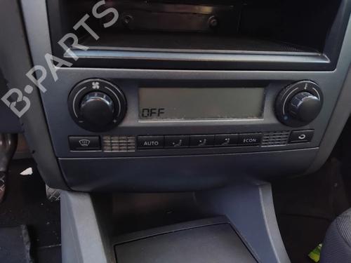 Used Climate control Climate control 39144512 39144512