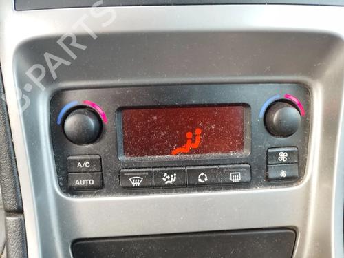 Used Climate control Climate control 39493064 39493064