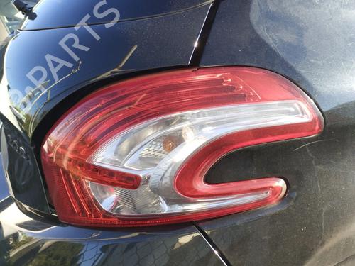 Used Right taillight Right taillight PEUGEOT 208 I (CA_, CC_) 1.2 VTI 82 (82 hp) 39748137 39748137